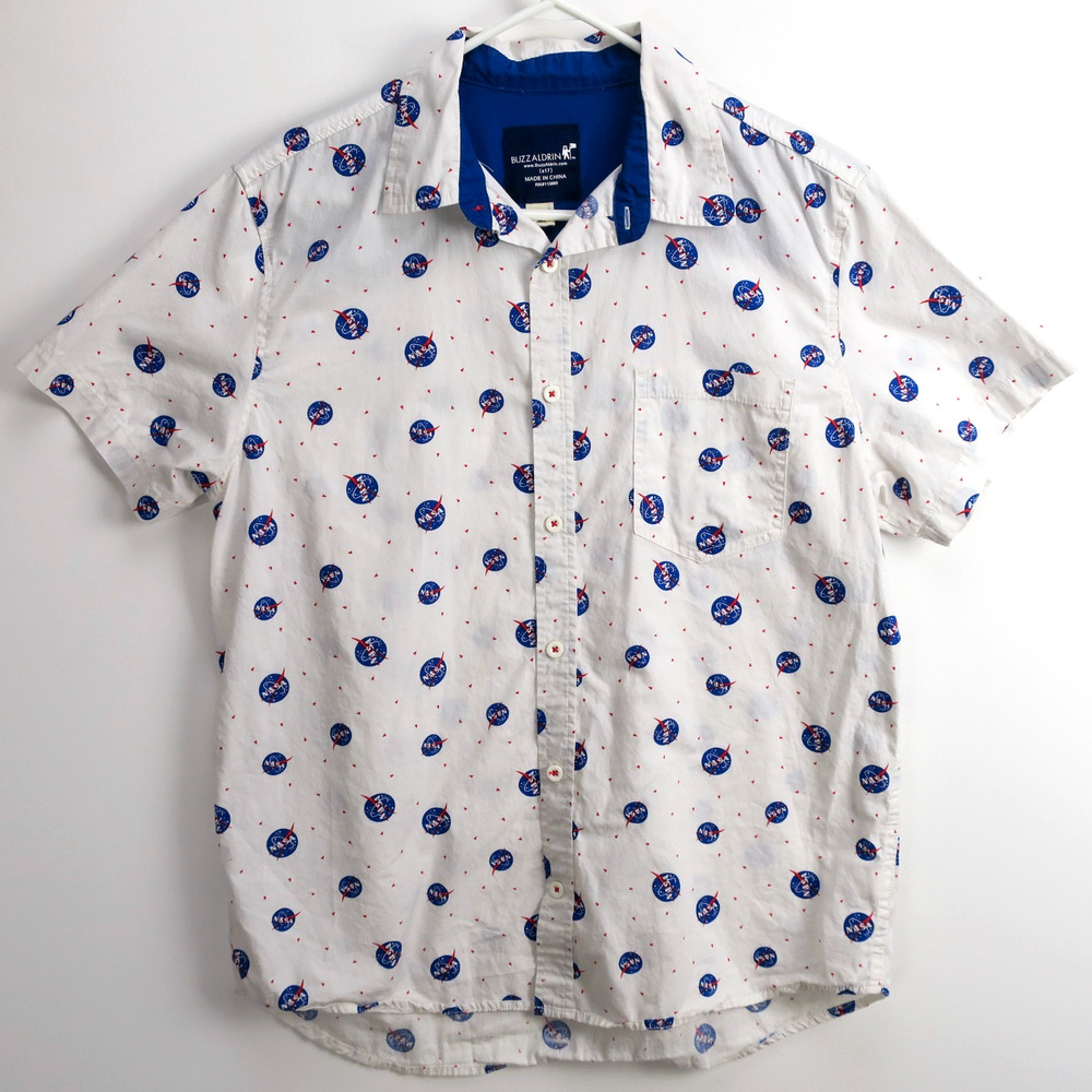 NASA Shirt Mens Large All Over Print Button Up White Space Logo Short Sleeve